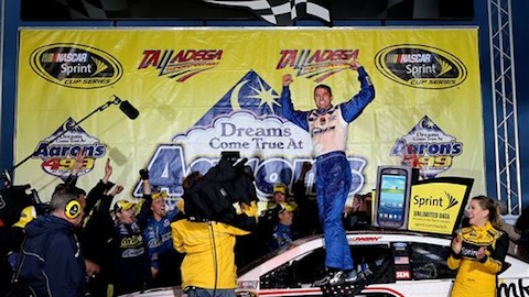 Talladega, gara: Ragan vince a sorpresa