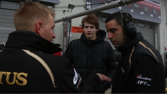 Nurburgring, qualifica: Bernstorff in pole