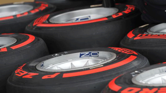 Le Pirelli con struttura in kevlar<br>solo nelle libere del GP di Silverstone