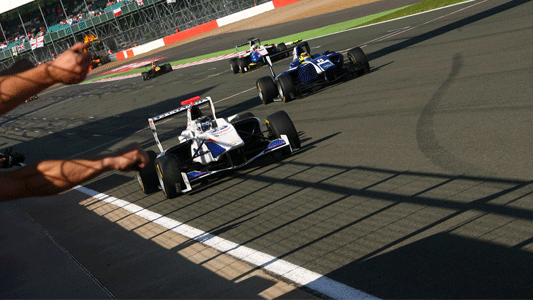 Silverstone - Gara 2 <br>Venturini vince, Fontana sul podio