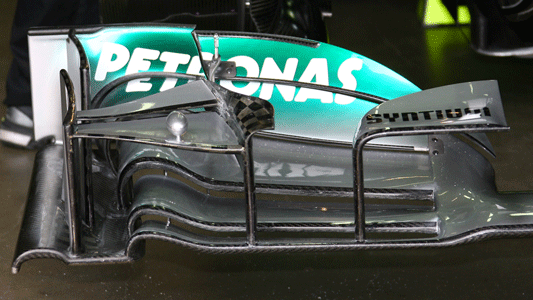Nurburgring - Nuova ala anteriore<br>e doppio DRS per la Mercedes