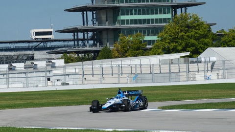 Briscoe e Rahal provano lo stradale di Indy