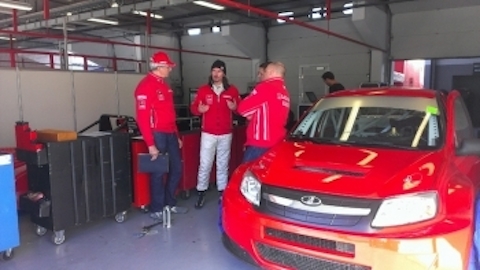 Tre giorni di test per le Lada a Magny-Cours
