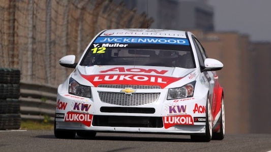 Shanghai, qualifica: Chevy al top, Muller in pole
