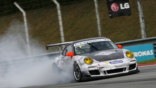 Bamber vince la Scholarship Porsche