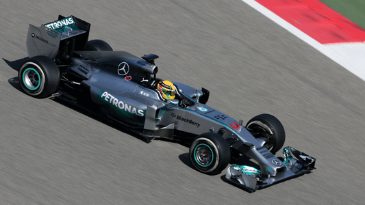 Al Sakhir – 5° turno<br>Hamilton vola con la Mercedes