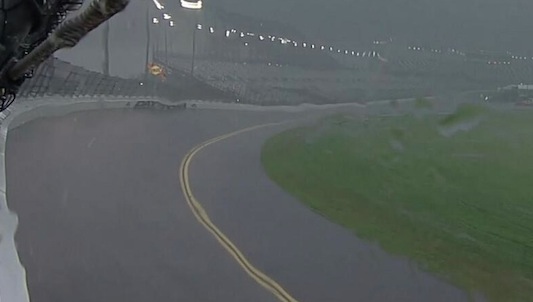 La pioggia ferma la Daytona 500
