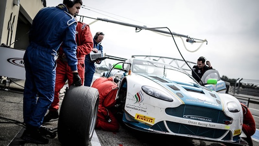 Endurance - Un'Aston per Motobase con Jelley