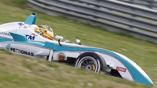 Oschersleben, gara 2: Jeffri si riscatta