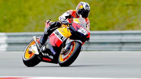 Brno, qualifica: Pedrosa in pole batte Spies. Cadono Lorenzo e Rossi