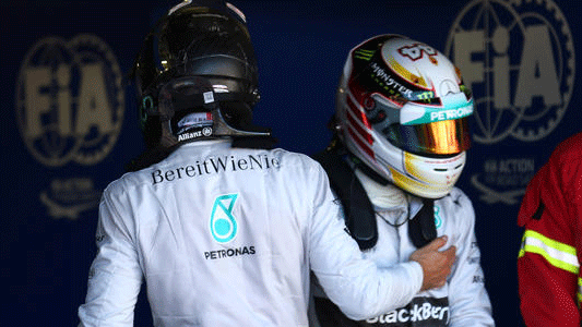 Hamilton durissimo contro Rosberg<br>'Mi comporter&ograve; come Senna con Prost'