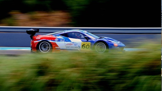 Jerez, gara 1: successo per Zampieri-Mavlanov