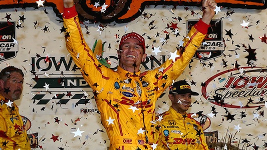 Newton, gara: Hunter-Reay sbuca dal nulla e vince