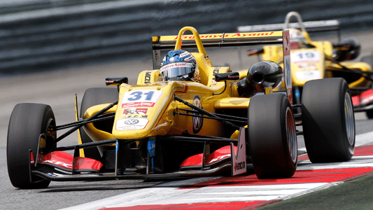 Spielberg - Gara 1<br>Vince Blomqvist, Giovinazzi 2° nel Far West