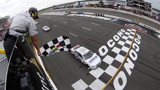 Pocono, gara: Earnhardt testa di serie