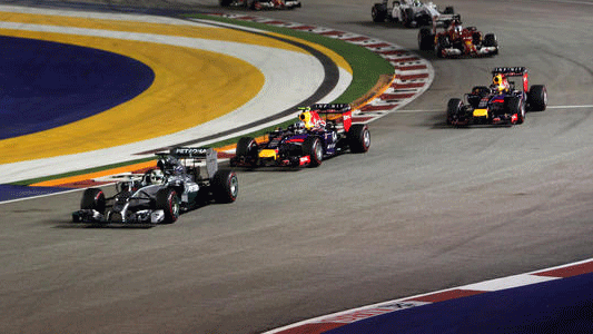 Singapore - Gara<br>Hamilton maestoso, vittoria e leadership