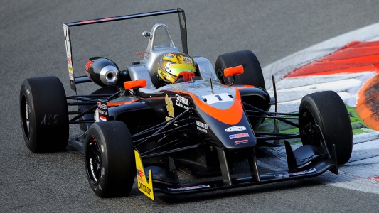 Monza, qualifica 1: Stuvik in pole all’ultimo minuto