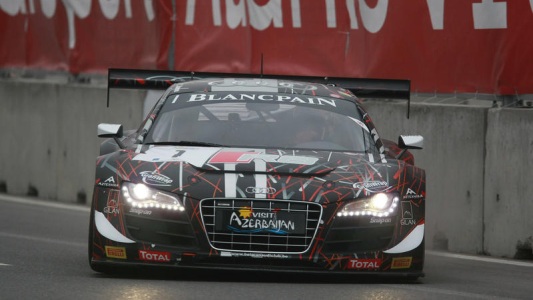 Baku, gara: Vanthoor-Ramos spadroneggiano