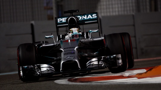 Yas Marina – Libere 2 <br>Hamilton contiene Rosberg