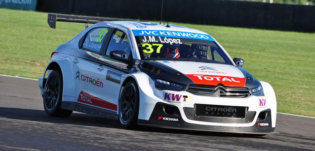 Rio Hondo, gara 1<br />Vince Lopez, tripletta Citroen