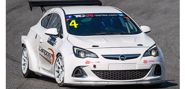 Campos nella TCR con le Opel Astra