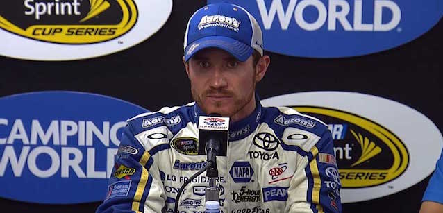 Nuova trombosi per Vickers<br />Al team Waltrip torna Moffitt