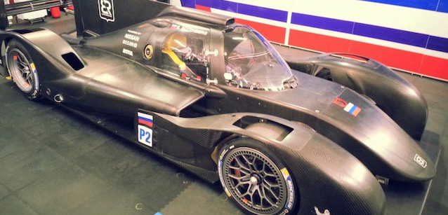 Ai box di Le Castellet la BR01-Nissan