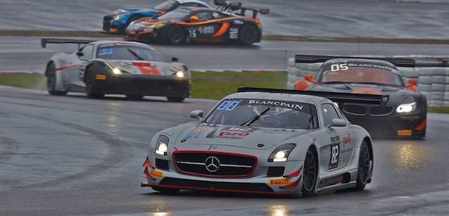 GT3 e GT4 bandite al Nurburgring