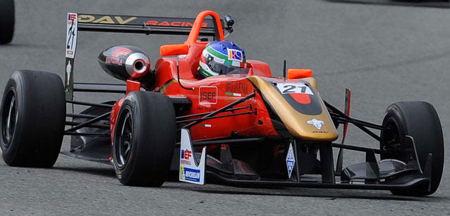 Jerez, gara 1: Rovera super