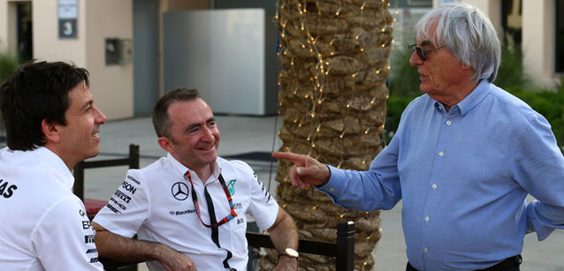 Ecclestone ai costruttori<br />«Motori uguali per i clienti»