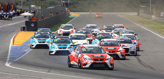 Valencia - Gara 1<br />Oriola conduce la parata Seat