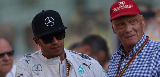 La firma di Hamilton<br />slitta nel pre Monaco