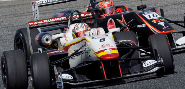 Estoril, qualifica 1: Tereschenko pole