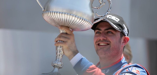 Indy, gara: Harvey beffa Ringel