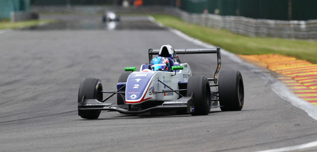 Spa, libere 2: Hughes sale primo