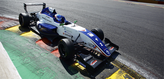 Spa, gara 1: la prima di Hughes<br />