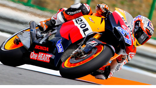 Brno - Gara<br>Stoner in fuga, Dovi e Simo sul podio