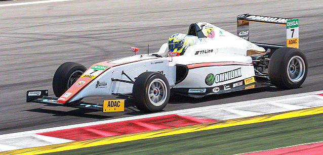 F.4 tedesca a Spa<br />Eriksson prende il largo