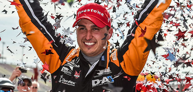 Fontana, gara: Rahal nel mucchio<br />