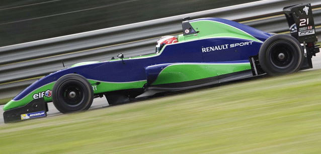 Monza, qualifica 1: Romanov in pole