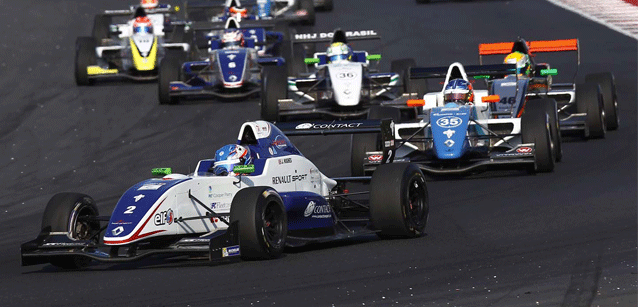 Misano - Gara 2<br />Hughes vince ed &egrave; il nuovo leader