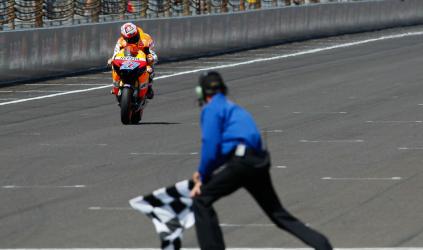 Indianapolis, gara: Stoner il canguro seduto