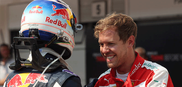 Ricciardo sfida la Ferrari<br />Kvyat deluso da se stesso