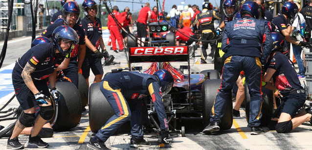 Toro Rosso dai due volti<br />Verstappen in Q3, Sainz deluso