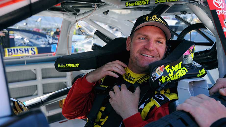 Bowyer lascia il team Waltrip<br />Niente vetture full-time nel 2016