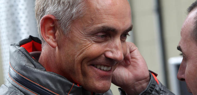 Whitmarsh: "Raikkonen frustrante"