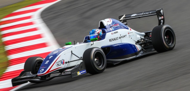 Silverstone, libere 2: Hughes al top