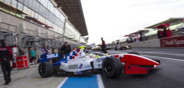 Le Mans, qualifica 1<br />Rowland fa sua la pole