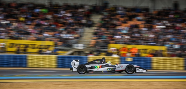 Le Mans, qualifica 2: Ellinas in pole<br />Rowland affonda, Vaxiviere spera