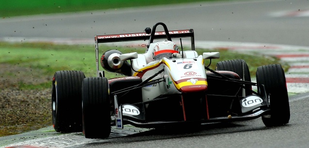 Monza - Tereschenko torna in pole